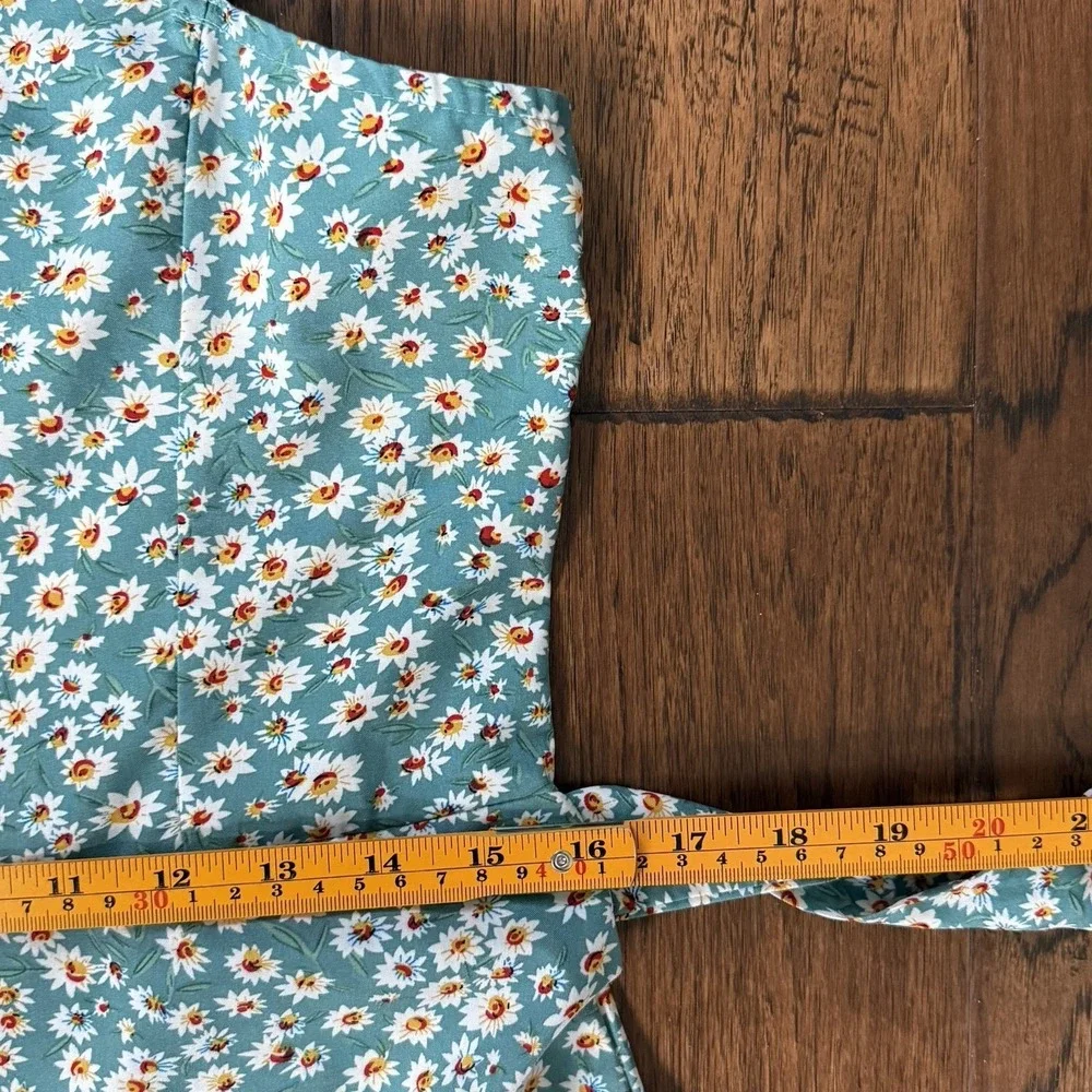 Unbranded this sleeveless